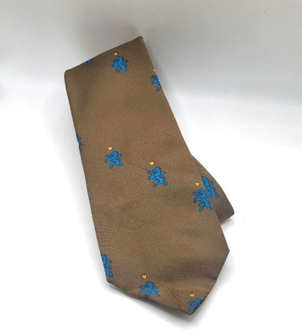 Lord & Taylor Lion's Club Necktie The Boy's Shop Olive Blue 54in long by 3in wid